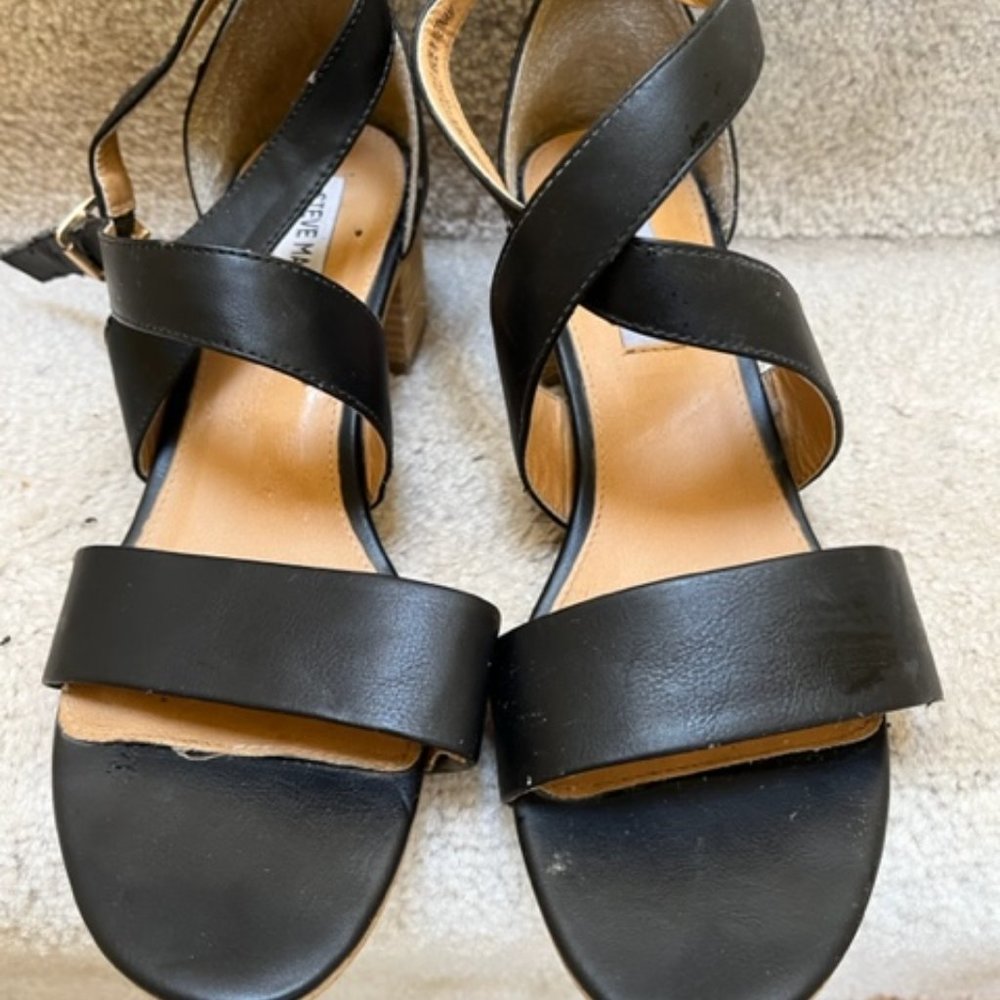 SIZE 40 STEVE MADDEN BLACK SANDALS